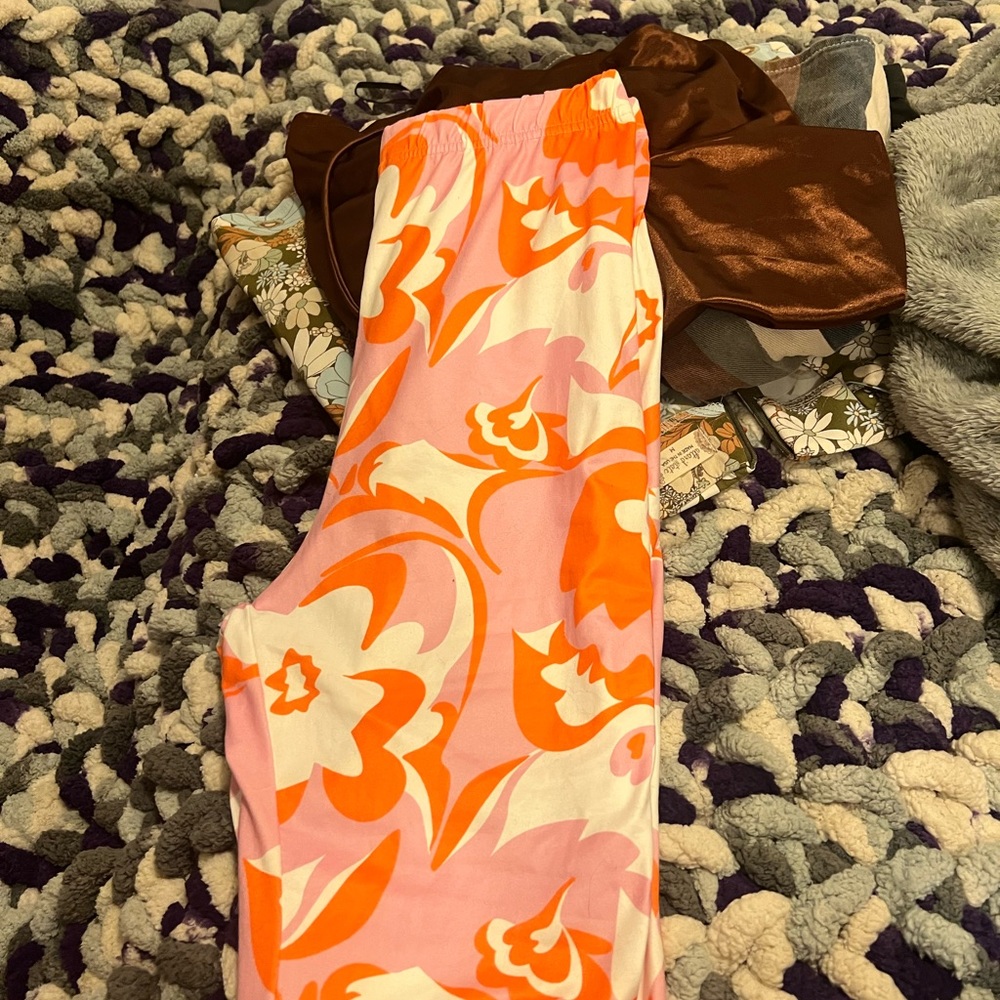 Fun pants - Picture 3 of 4